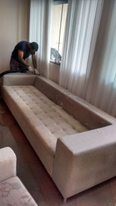 V.S Limpeza Higienização de Sofás em CURITIBA