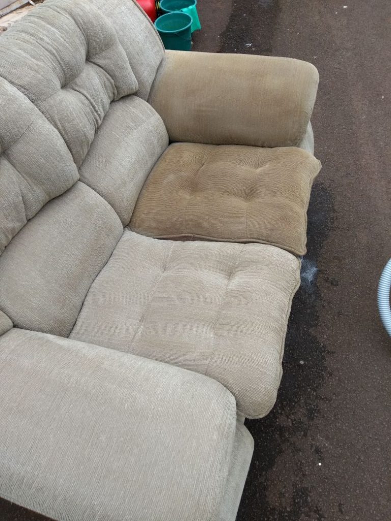Limpeza de Sofas em Santa Barbara D'Oeste SP